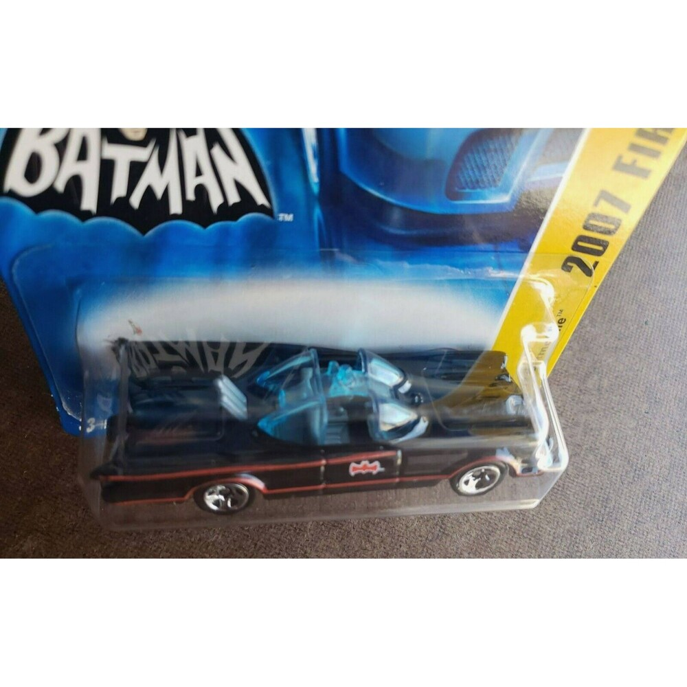 Hot Wheels TV BATMOBILE Black 2007 First Editions 15/36 Honeycomb Grill! LOT X 2 - Picture 10 of 16